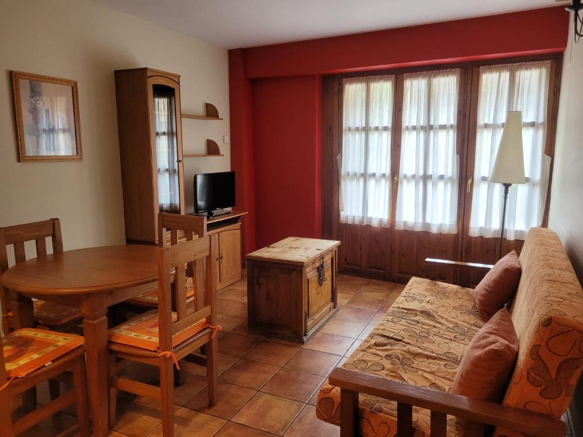 Apartamentos Casa Espanol Брото Экстерьер фото